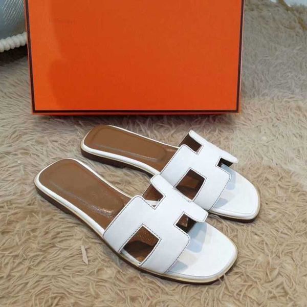 designer herme slide slippers h women's summer 2022 new versatile color matching leather flip flops wear flat bottomed beach sandals ou, Black
designer herme slide slippers h women's summer 2022 new versatile color matching leather flip flops wear flat bottomed beach sandals ou, Black