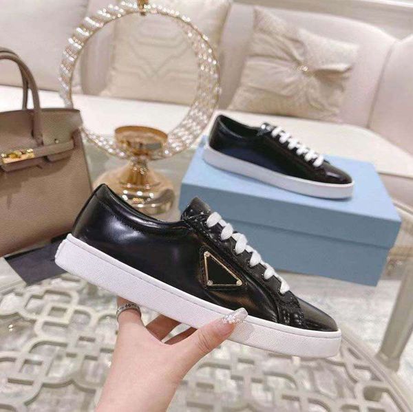 wholesale designer shoes skateboard sneakers runnings sport outside classic casual men women leather embroidered ace bee black white for dun
wholesale designer shoes skateboard sneakers runnings sport outside classic casual men women leather embroidered ace bee black white for dun