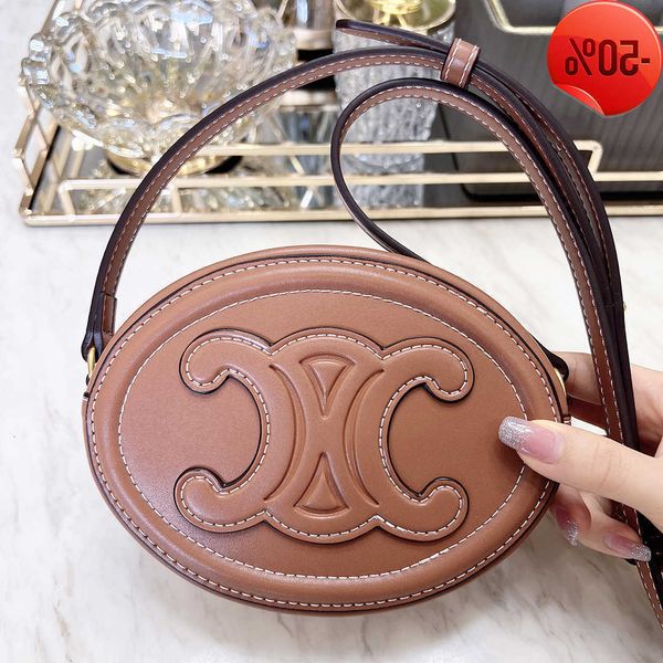 designer bag arc de triomphe mini moon cake pig nose small round leather versatile women's single shoulder msenger bag factory direct s
designer bag arc de triomphe mini moon cake pig nose small round leather versatile women's single shoulder msenger bag factory direct s