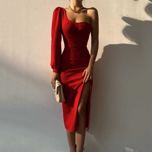 casual dress ins light mature temperament girl waist closed chest autumn and winter new backless single shoulder sleeve split skirt, Black;gray
casual dress ins light mature temperament girl waist closed chest autumn and winter new backless single shoulder sleeve split skirt, Black;gray