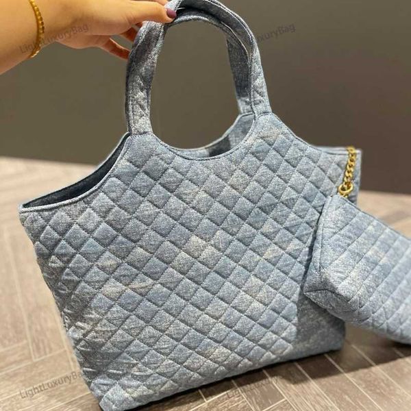 5a tote bag designer high capacity plaid wallet quality crossbody for women classic famous brand shopping purses 220306
5a tote bag designer high capacity plaid wallet quality crossbody for women classic famous brand shopping purses 220306