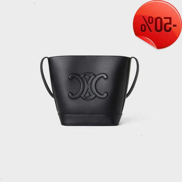 designer bag triumphal arch bucket bag 2022 new women cowhide casual large capacity versatile one shoulder crossbody factory direct sale
designer bag triumphal arch bucket bag 2022 new women cowhide casual large capacity versatile one shoulder crossbody factory direct sale