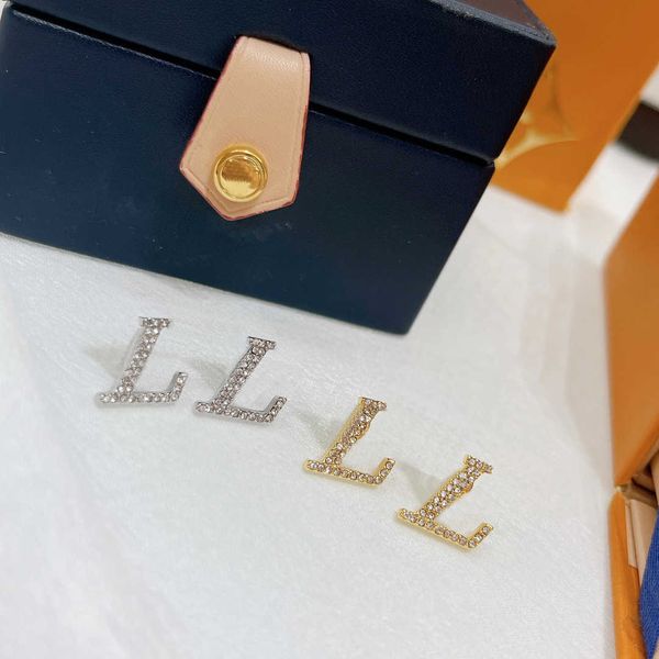 luxury designer ear stud hoop earrings jewelry stylish diamonds letter silver gold ears studs wedding womens ornaments high quality, Golden;silver
luxury designer ear stud hoop earrings jewelry stylish diamonds letter silver gold ears studs wedding womens ornaments high quality, Golden;silver