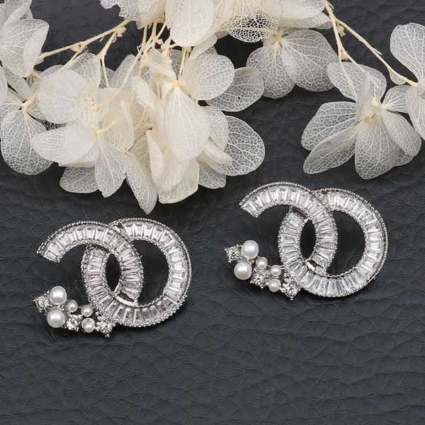 925 silver jewelry studs geometric mixed simple earrings designer earring luxury for women pearl clover stud letters wedding crystal rhinest, Golden;silver
925 silver jewelry studs geometric mixed simple earrings designer earring luxury for women pearl clover stud letters wedding crystal rhinest, Golden;silver