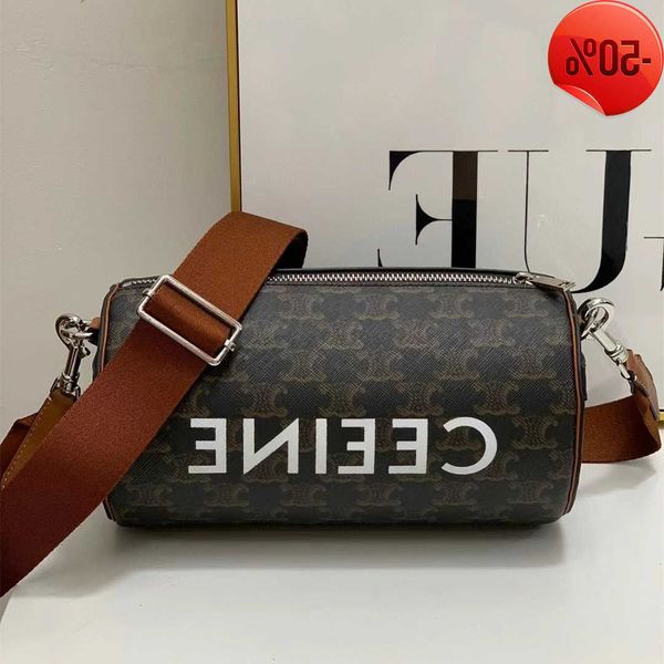 designer bag 2022 new fashion triumphal arch old flower cylinder leather broadband msenger women's versatile ins shoulder factory direc
designer bag 2022 new fashion triumphal arch old flower cylinder leather broadband msenger women's versatile ins shoulder factory direc