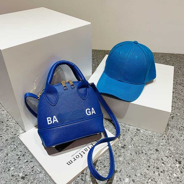 16 colors senior designer bags tide brand balecg candy color shell handbag classic letter mini shoulder bag fashion curved messenger bag
16 colors senior designer bags tide brand balecg candy color shell handbag classic letter mini shoulder bag fashion curved messenger bag