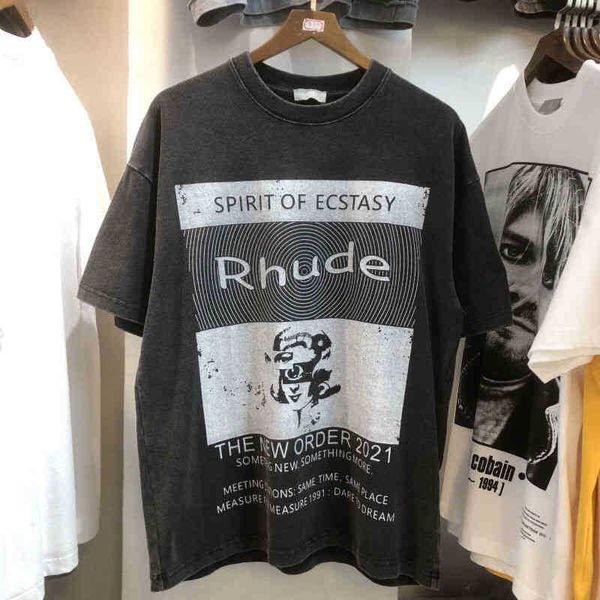 men's t-shirts trendy brand rhude european and american high street short sleeve t-shirt make old wash dark over size loose retro half, White;black
men's t-shirts trendy brand rhude european and american high street short sleeve t-shirt make old wash dark over size loose retro half, White;black
