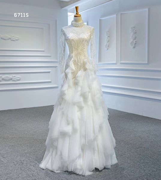 luxury wedding dress long sleeve tulle banquet dress shiny sweetheart sm67115, White
luxury wedding dress long sleeve tulle banquet dress shiny sweetheart sm67115, White