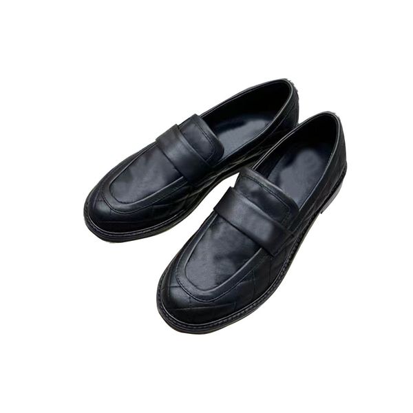 women's casual fashion comfortable leather formal shoes 34-41 brand designer, Black
women's casual fashion comfortable leather formal shoes 34-41 brand designer, Black