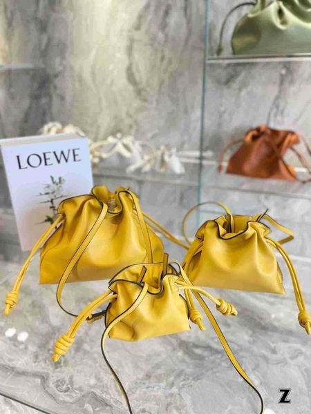 bag dumplings cloud leather soft wrinkled b messenger luxury genuine handbags women designer clutches single shoulder mini 928
bag dumplings cloud leather soft wrinkled b messenger luxury genuine handbags women designer clutches single shoulder mini 928