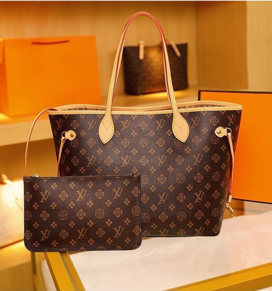 2022 Luxurys Designers Women Gold Chain Crossbody Bag Leather Handbag Bags Tote Flip Cover Shoulder Bag Wallet Cross Plain Purse, Black emboss
2022 Luxurys Designers Women Gold Chain Crossbody Bag Leather Handbag Bags Tote Flip Cover Shoulder Bag Wallet Cross Plain Purse, Black emboss