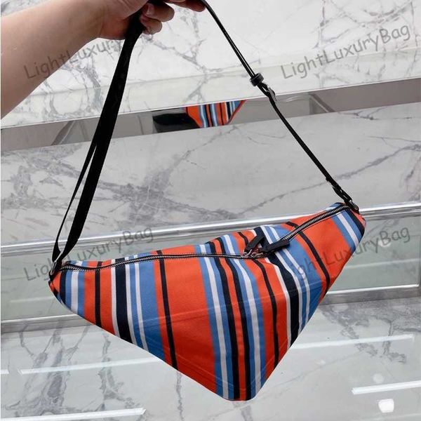 mini stripe waist bag designer flap handbag convenient for women classic famous brand shopping purses 220206
mini stripe waist bag designer flap handbag convenient for women classic famous brand shopping purses 220206