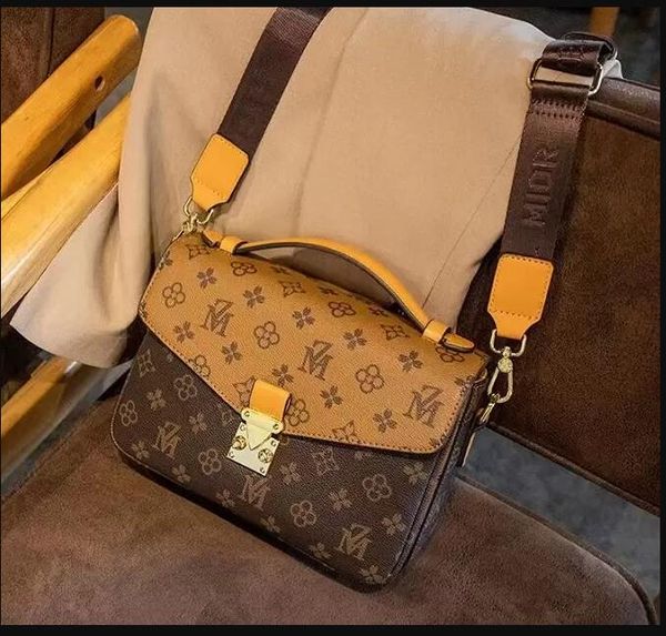 women embossing leather handbags womens messenger chain shoulder bag crossbody purse with box w78565
women embossing leather handbags womens messenger chain shoulder bag crossbody purse with box w78565