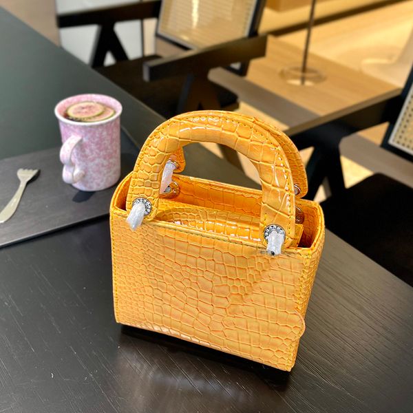 my lady bag crossbody bags crocodile grain green lizard print golden diamond silver drill leather pink blue purple black gradient 17cm desig
my lady bag crossbody bags crocodile grain green lizard print golden diamond silver drill leather pink blue purple black gradient 17cm desig