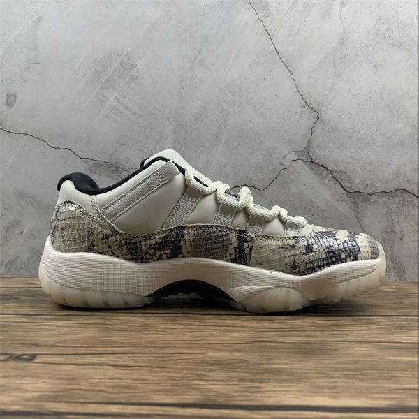 brand shoes jumpman 11 11s low snakeskin light bone basketball xi mens white grey sneakers us7-13
brand shoes jumpman 11 11s low snakeskin light bone basketball xi mens white grey sneakers us7-13