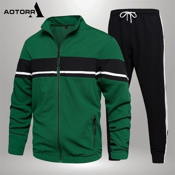 mens tracksuits striped sports set spring autumn male sweatshirt sweatpants 2 piece sets man casual outdoor suit 220930, Gray
mens tracksuits striped sports set spring autumn male sweatshirt sweatpants 2 piece sets man casual outdoor suit 220930, Gray