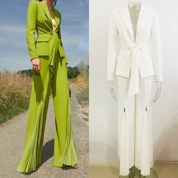 high-quality office lady classic suits waist strap blazer and pleated stitching zipper pants, White;black
high-quality office lady classic suits waist strap blazer and pleated stitching zipper pants, White;black