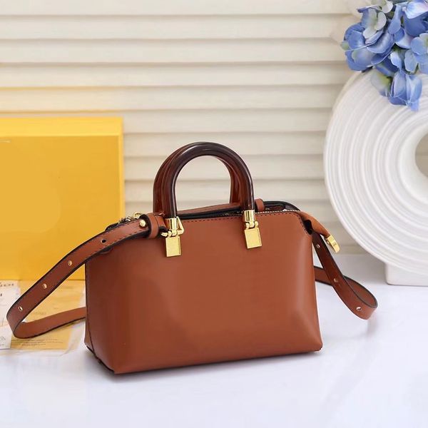 evening bags embossed women's tote bags designer handbags luxury brands single shoulder bag classic women crossbody femmes handbag 1067
evening bags embossed women's tote bags designer handbags luxury brands single shoulder bag classic women crossbody femmes handbag 1067