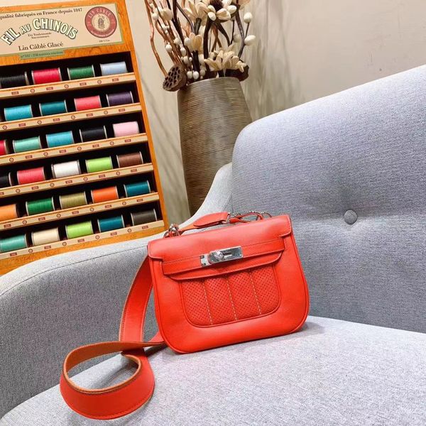 designer woman shoulder bag high-end classic h bags hand sewing leather fashion handbag women's original swift cowhate stitchingn eveni
designer woman shoulder bag high-end classic h bags hand sewing leather fashion handbag women's original swift cowhate stitchingn eveni