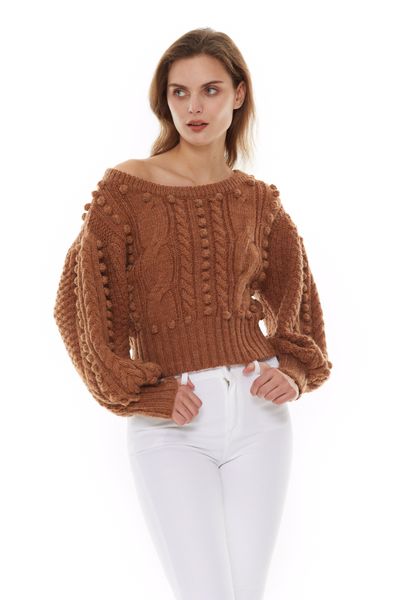 women's sweaters autumn and winter 2022 luxury designer designs straight neck twisted and knitted, White;black
women's sweaters autumn and winter 2022 luxury designer designs straight neck twisted and knitted, White;black