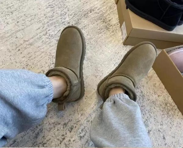 boots 2022australia australian classic warm womens mini half snow boot usa gs 585401 winter full fur fluffy furry satin ankle s sfdsf, Black
boots 2022australia australian classic warm womens mini half snow boot usa gs 585401 winter full fur fluffy furry satin ankle s sfdsf, Black