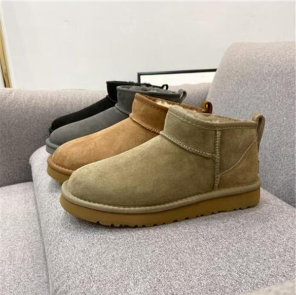 2022 designer classic australian women warm 585401 womens men boot mini ankle boots dune buckle snow half knee slippers, Black
2022 designer classic australian women warm 585401 womens men boot mini ankle boots dune buckle snow half knee slippers, Black