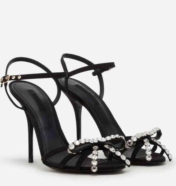 elegant lady sandals leather ribbon pearl bow decoration fashion evening dress party, Black
elegant lady sandals leather ribbon pearl bow decoration fashion evening dress party, Black