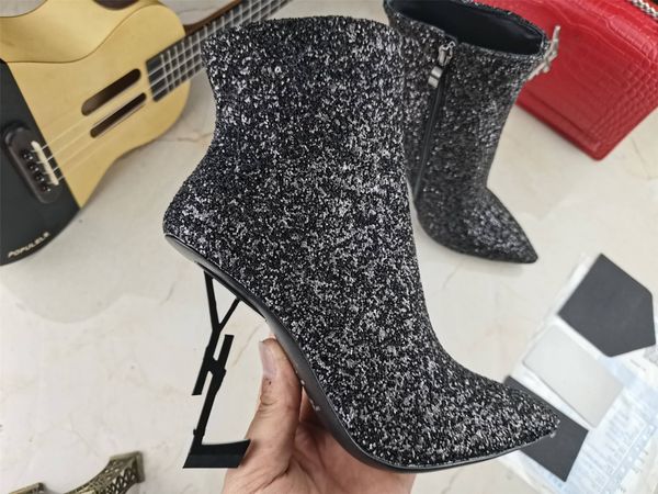 2023 european winter luxury women's high heels short boots fashion shaped heel features side zipper multi-color leather outsole size 35, Black
2023 european winter luxury women's high heels short boots fashion shaped heel features side zipper multi-color leather outsole size 35, Black