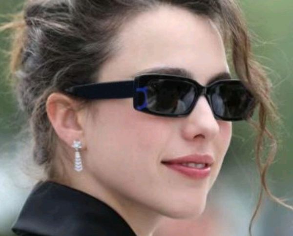 shiny black/white rectangle sunglasses dark grey women men summer sunnies gafas de sol sun shades occhiali da sole uv eyewear, White;black
shiny black/white rectangle sunglasses dark grey women men summer sunnies gafas de sol sun shades occhiali da sole uv eyewear, White;black
