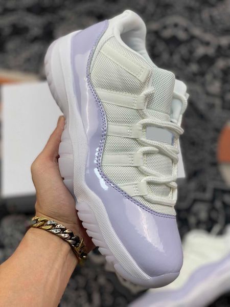 authentic 11 low wmns pure violet man basketball shoes white 11s real carbon fiber outdoor retro men women sports shoes with box
authentic 11 low wmns pure violet man basketball shoes white 11s real carbon fiber outdoor retro men women sports shoes with box
