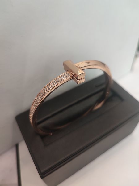 woman mens gold cuff silver diamond bangle bracelet hard jewelry designer wide narrow love couple fashion wedding lovers gift engagement bra, Black
woman mens gold cuff silver diamond bangle bracelet hard jewelry designer wide narrow love couple fashion wedding lovers gift engagement bra, Black