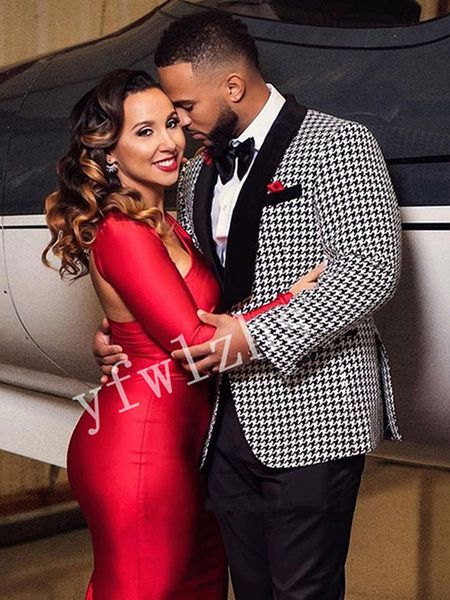 handsome houndstooth groomsmen shawl lapel groom tuxedos man's suits wedding/prom/dinner man blazer jacket pants tie k789, Black;gray
handsome houndstooth groomsmen shawl lapel groom tuxedos man's suits wedding/prom/dinner man blazer jacket pants tie k789, Black;gray
