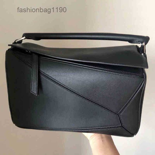 bag fashion designer bags 2023 loews mini lingge leather geometric pillow single messenger splicing contrast color portable women's csw
bag fashion designer bags 2023 loews mini lingge leather geometric pillow single messenger splicing contrast color portable women's csw