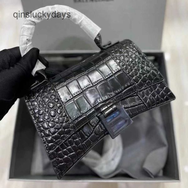 designer balenciga bags for women designer balencigass hourglass bag quality 2022 new leather bshaped shoulder 4i3n
designer balenciga bags for women designer balencigass hourglass bag quality 2022 new leather bshaped shoulder 4i3n