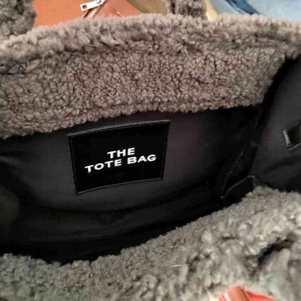 designer luxury marc tote bag leather capacity versatile women mini medium small bags marcjacobs handbags multicolour fashion shoulder purse
designer luxury marc tote bag leather capacity versatile women mini medium small bags marcjacobs handbags multicolour fashion shoulder purse