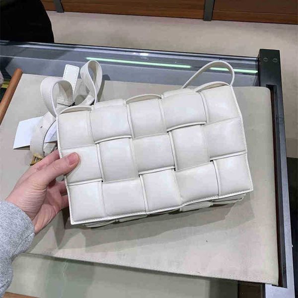 designer luxury women bags bottegas handbags trendy cowhide woven pillow bag leisure messenger small square female shoulder venetas cloud ob
designer luxury women bags bottegas handbags trendy cowhide woven pillow bag leisure messenger small square female shoulder venetas cloud ob