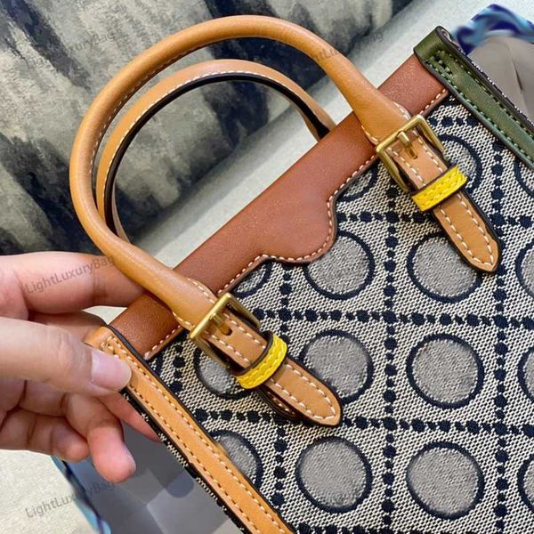 5a shoulder bag designer leathe elegant temperament wallet quality crossbody for women classic famous brand shopping purses 220306
5a shoulder bag designer leathe elegant temperament wallet quality crossbody for women classic famous brand shopping purses 220306