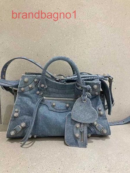 designer balencig le cagole bags for women handbags outlet ins net red same casual jeans with diamond rivets l
designer balencig le cagole bags for women handbags outlet ins net red same casual jeans with diamond rivets l