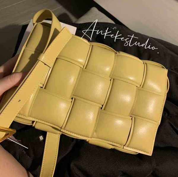 designer luxury women bags bottegas handbags trendy cowhide woven pillow bag leisure messenger small square female shoulder venetas cloud ob
designer luxury women bags bottegas handbags trendy cowhide woven pillow bag leisure messenger small square female shoulder venetas cloud ob