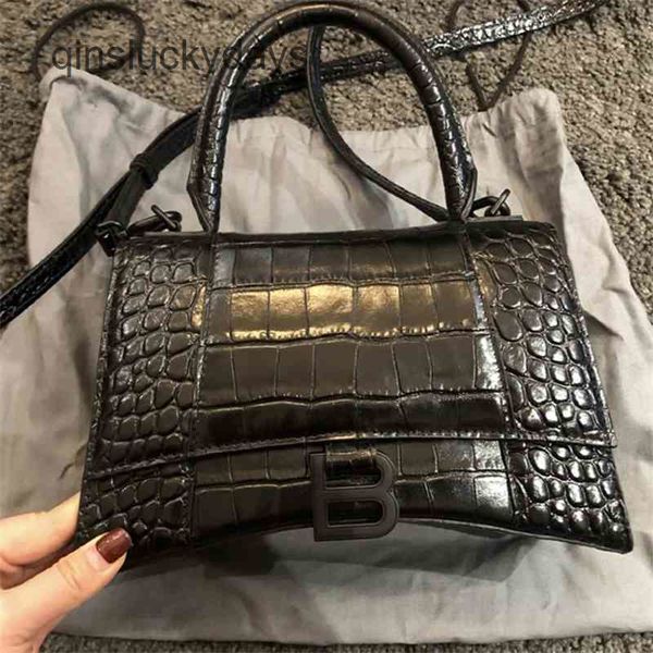 designer balenciga bags for women balencaigass high version hourglass bag b home leather crocodile 2022 fashio
designer balenciga bags for women balencaigass high version hourglass bag b home leather crocodile 2022 fashio