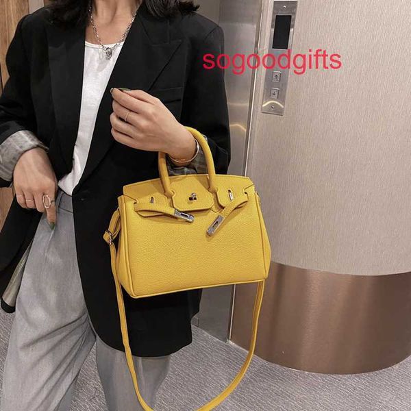 designer bags herme luxury genuine leather women's single shoulder handbags high capacity bag 2022 new fashion shoulder bag hand soft l
designer bags herme luxury genuine leather women's single shoulder handbags high capacity bag 2022 new fashion shoulder bag hand soft l