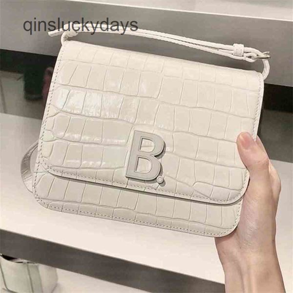 designer balenciga bags for women 2022 balencaigass fashion b-button beancurd bag b hourglass leather organ sm
designer balenciga bags for women 2022 balencaigass fashion b-button beancurd bag b hourglass leather organ sm