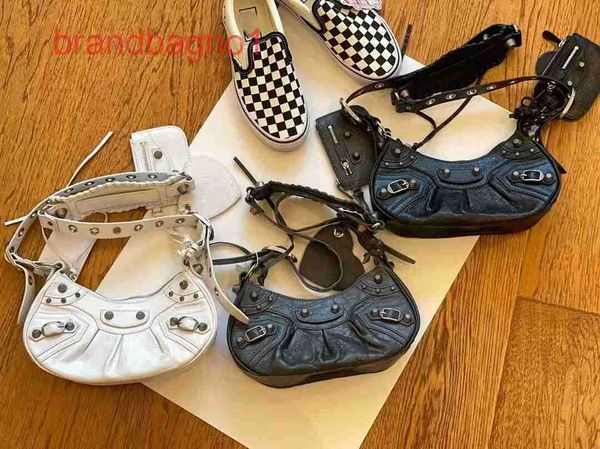 designer balencig le cagole bags for women handbags outlet bagger's giselle elephant lamb skin motorcycle back
designer balencig le cagole bags for women handbags outlet bagger's giselle elephant lamb skin motorcycle back