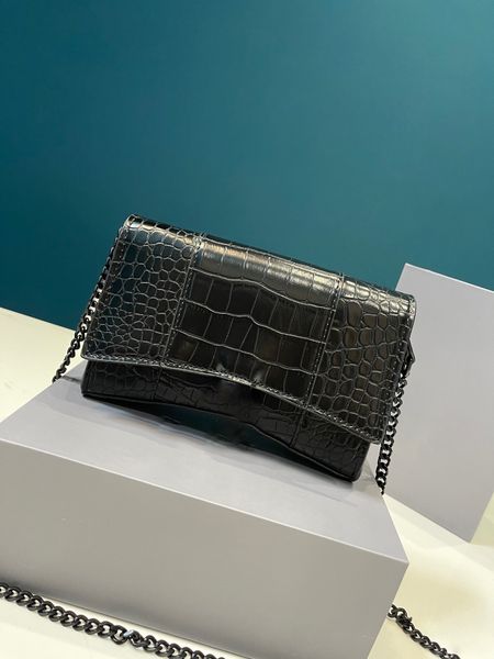 genuine leathe shoulder bags nylon handbags elling clutch luxury designer wallet women fashion crossbody bag famous hobo purses handbag tote
genuine leathe shoulder bags nylon handbags elling clutch luxury designer wallet women fashion crossbody bag famous hobo purses handbag tote