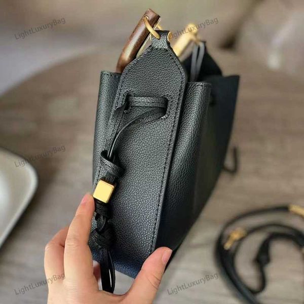 designer luxury women bags torys handbag tb fashion bucket bag inclined shoulder versatile multicolour wallet burchs totes large capacity sa
designer luxury women bags torys handbag tb fashion bucket bag inclined shoulder versatile multicolour wallet burchs totes large capacity sa