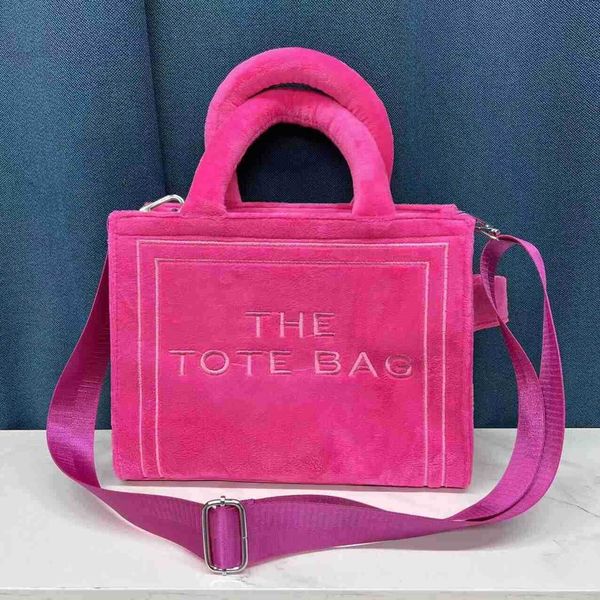 2022 designer faux fur tote bag for women luxury handbags autumn winter plush shoulder crossbody bags brand shopper purses new
2022 designer faux fur tote bag for women luxury handbags autumn winter plush shoulder crossbody bags brand shopper purses new