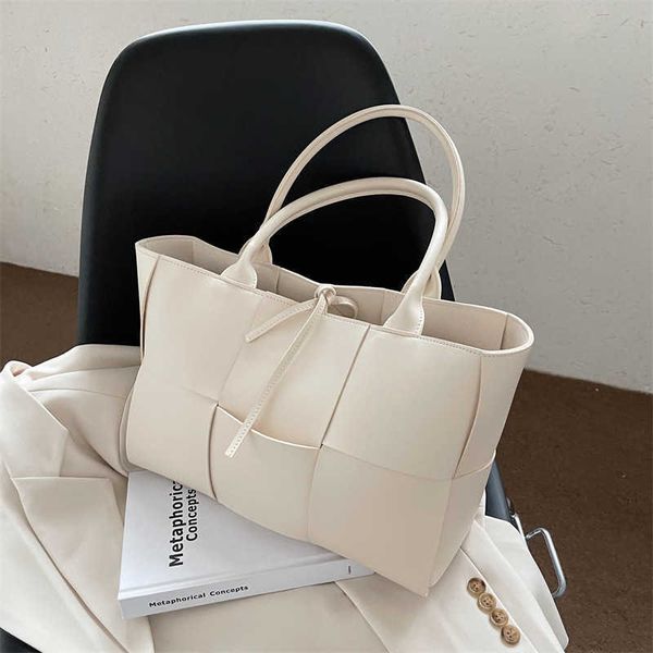 arco tote bag botte botte bag venearco tote female 2022 spring new leisure fashion large capacity one shoulder student class handbag rainbow
arco tote bag botte botte bag venearco tote female 2022 spring new leisure fashion large capacity one shoulder student class handbag rainbow
