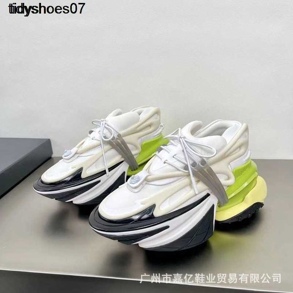 balmas 2022 new spaceship space bullet shoe graphite black thick soled yacht shoes running shock absorption sports casual dad shoes
balmas 2022 new spaceship space bullet shoe graphite black thick soled yacht shoes running shock absorption sports casual dad shoes