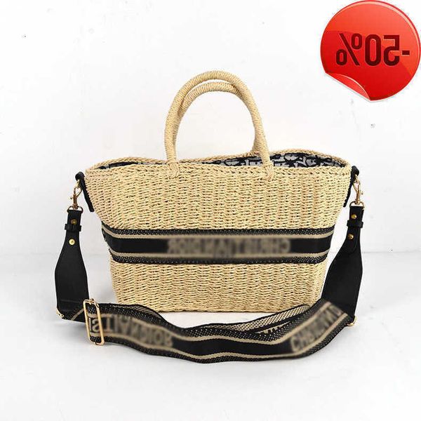 designer bag paper rope woven xiaoqingxin crossbody straw beach holiday single shoulder women's factory direct sale
designer bag paper rope woven xiaoqingxin crossbody straw beach holiday single shoulder women's factory direct sale