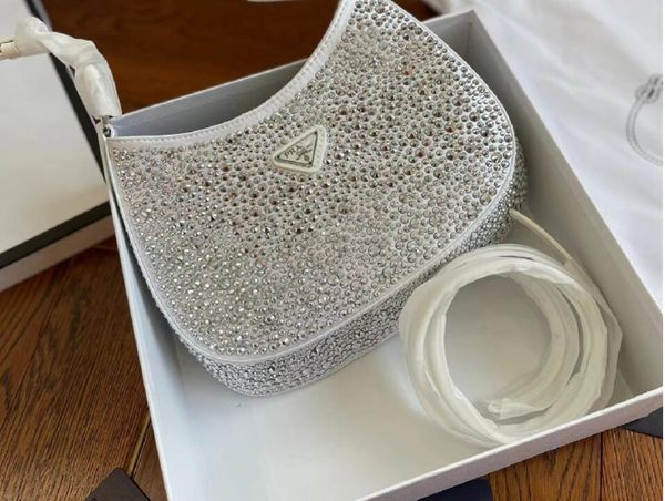 2022 luxury shoulder bags lady crossbody wallet purse nylon hobo diamonds cell phone pocket handbags girls tote two item hobos wallets
2022 luxury shoulder bags lady crossbody wallet purse nylon hobo diamonds cell phone pocket handbags girls tote two item hobos wallets